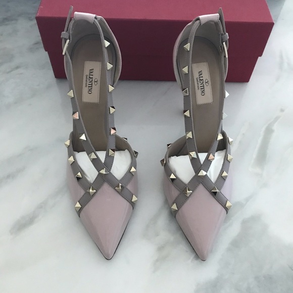 *NEW* 💯 Valentino Garavani Poudre Rockstud Pumps - Picture 3 of 8